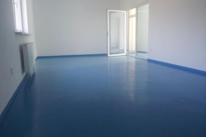 Modrá epoxidová podlaha